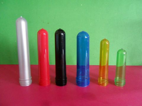 Clear and tinted PET preforms